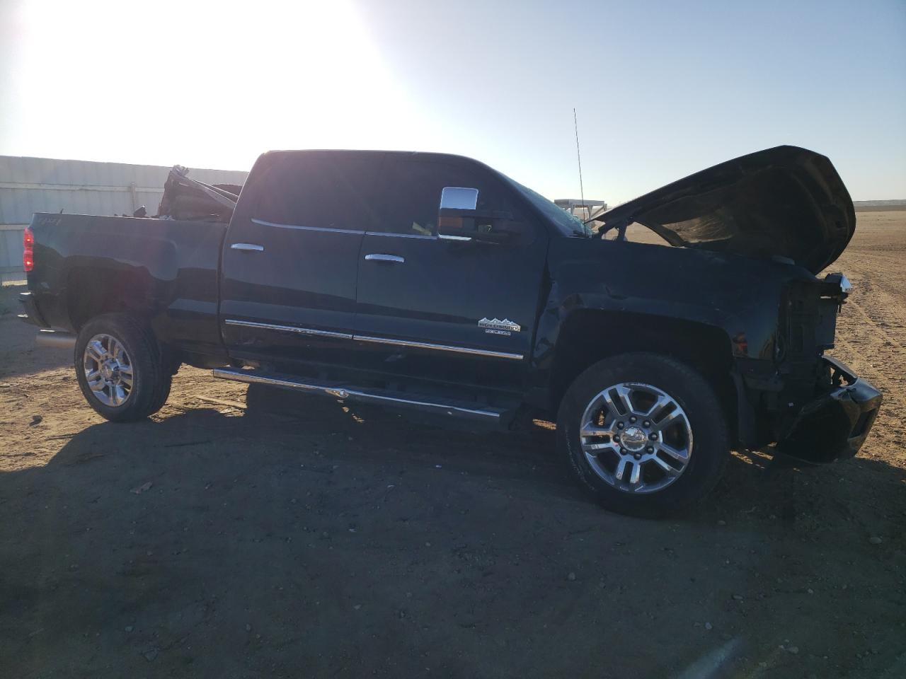 2019 Chevrolet Silverado K2500 High Country - zdjęcie 4