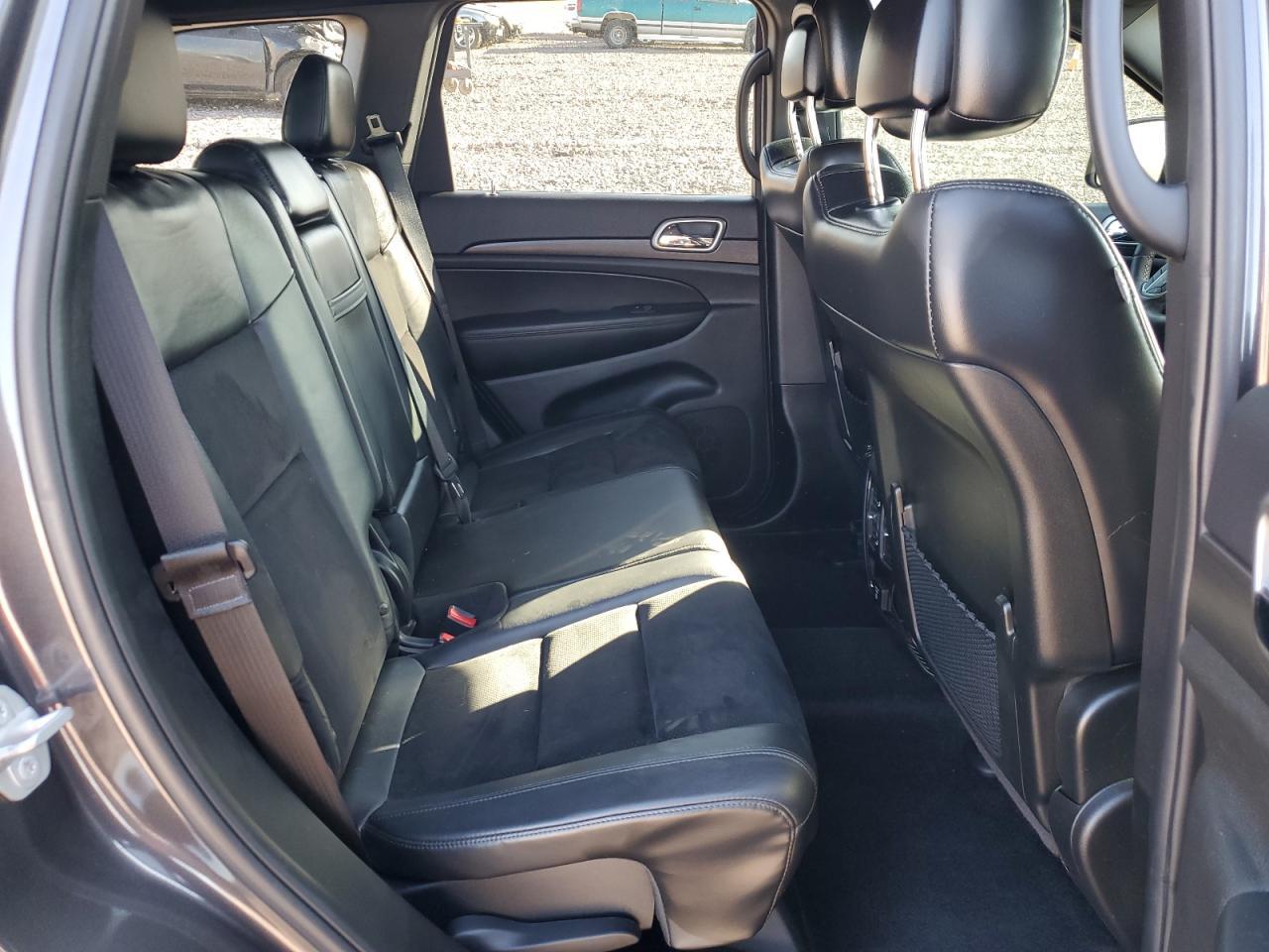 2018 Jeep Grand Cherokee Laredo - zdjęcie 11