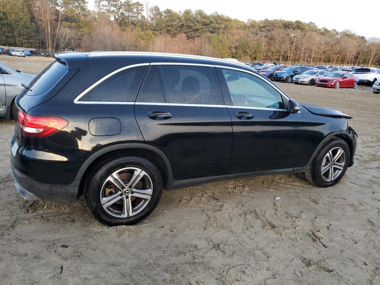2019 Mercedes-Benz Glc 300 - zdjęcie 3