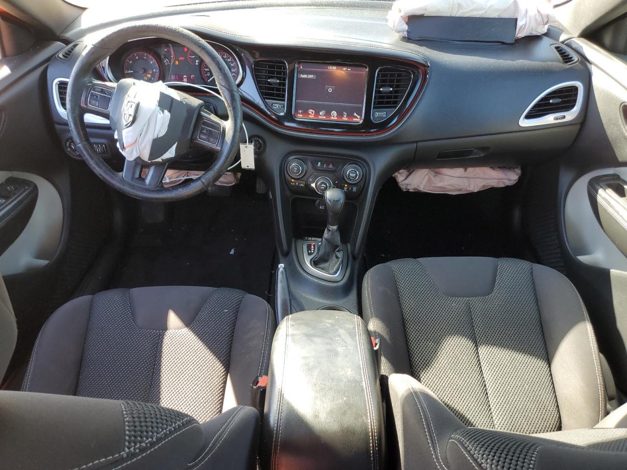 2015 Dodge Dart Sxt - zdjęcie 8