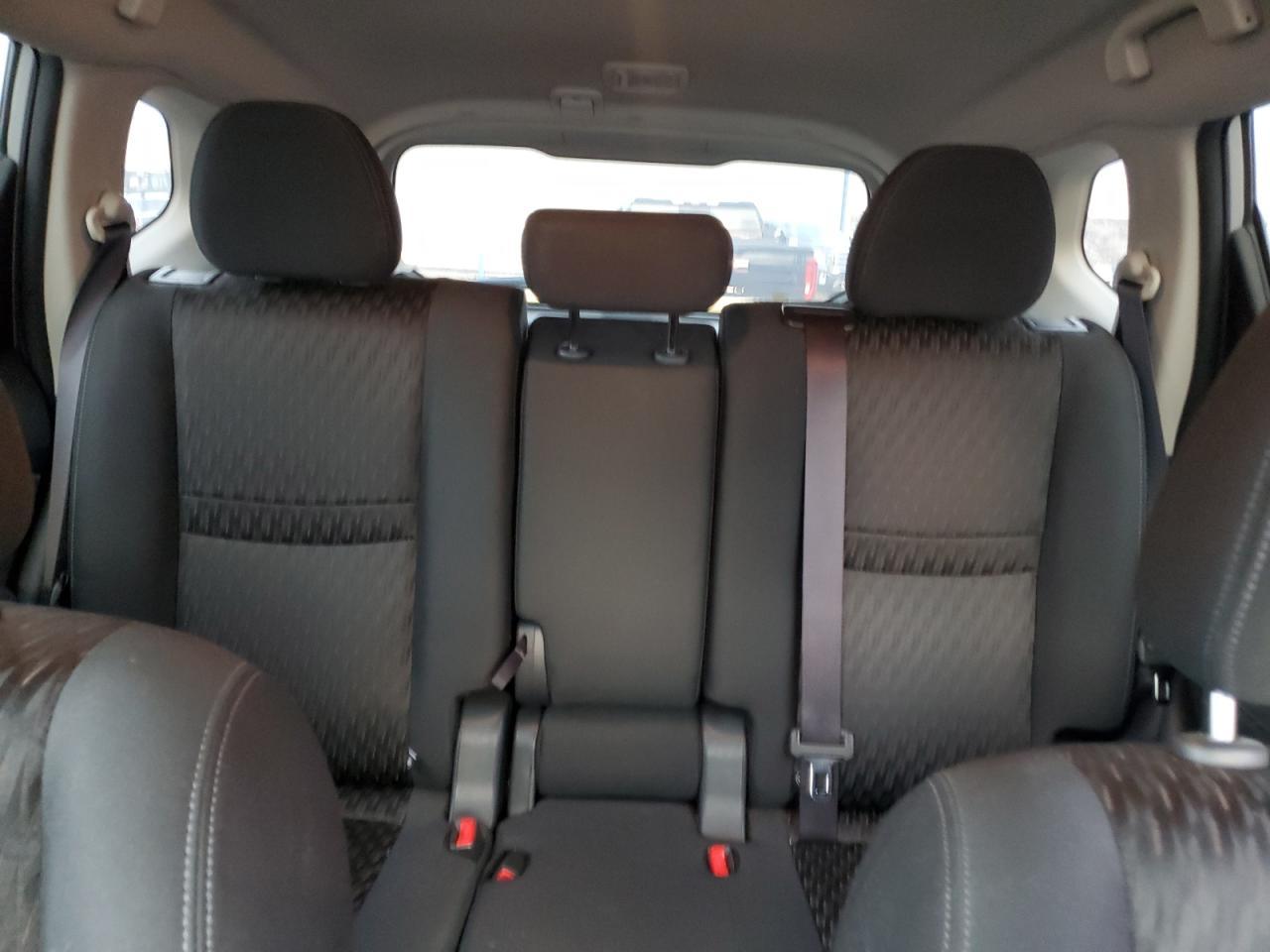 2018 Nissan Rogue S - zdjęcie 10