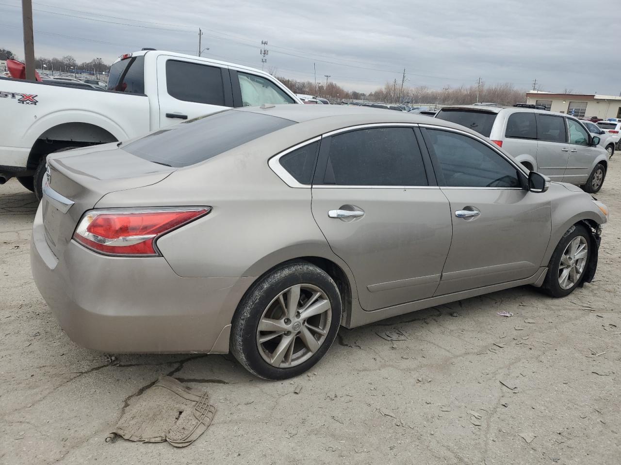 2015 Nissan Altima 2.5 - zdjęcie 3