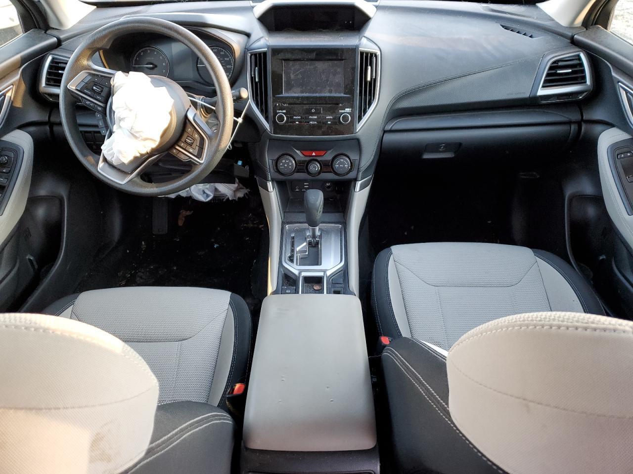 2019 Subaru Forester - zdjęcie 8