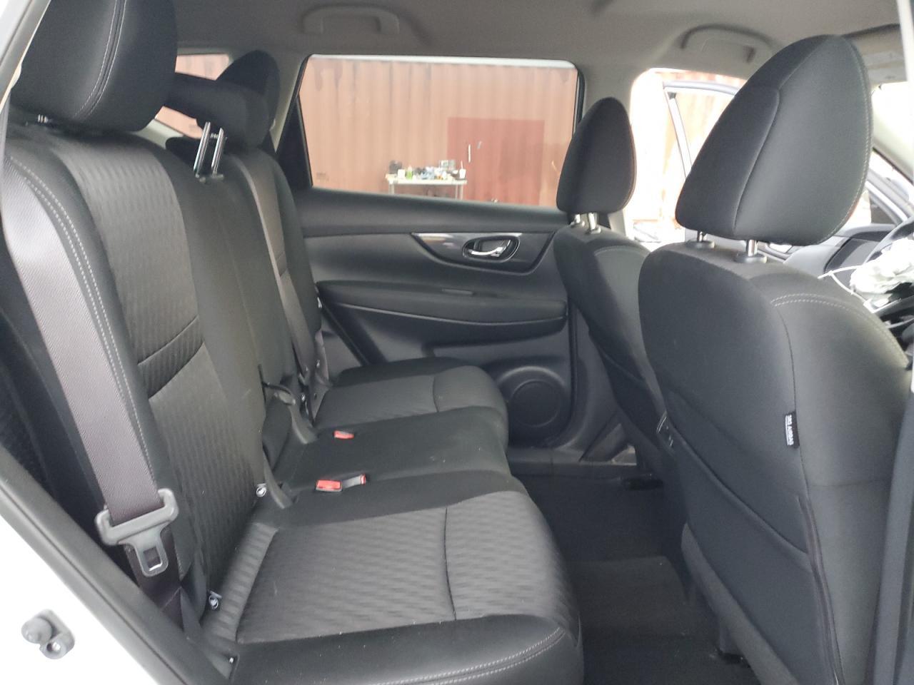 2018 Nissan Rogue S - zdjęcie 11