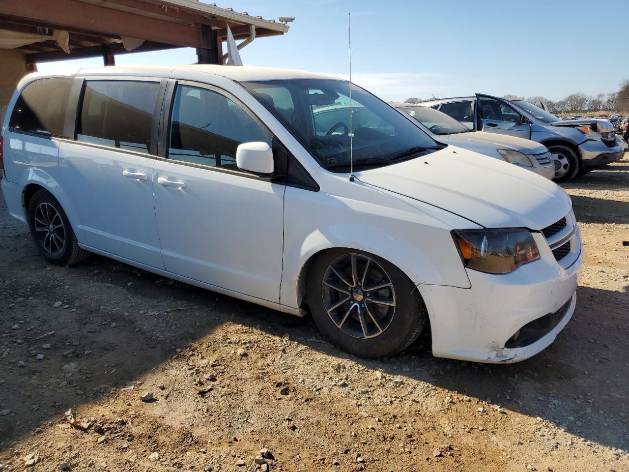 2019 Dodge Grand Caravan Gt - zdjęcie 4