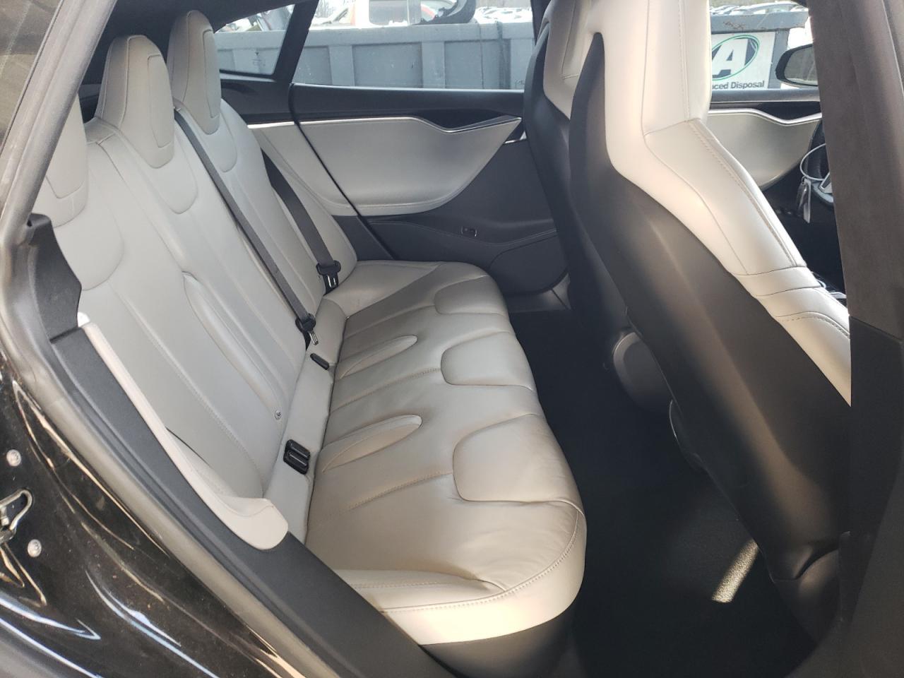 2015 Tesla Model S 85D - zdjęcie 10