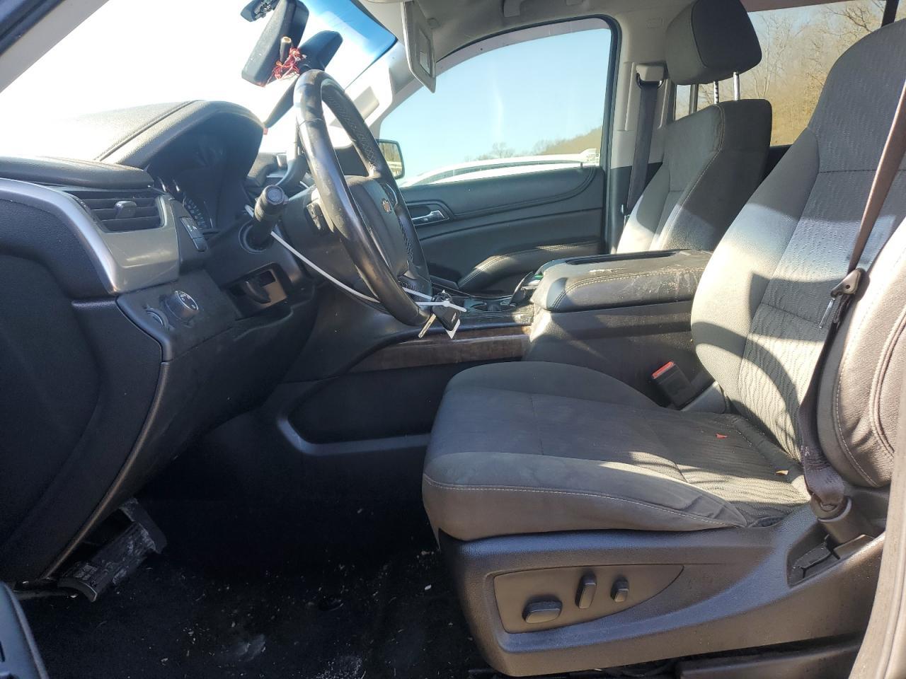 2015 Chevrolet Tahoe C1500 Ls - zdjęcie 7