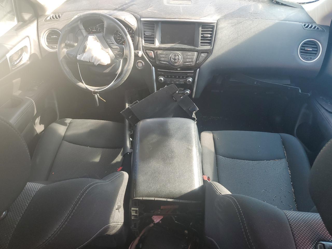 2018 Nissan Pathfinder Sv - zdjęcie 8