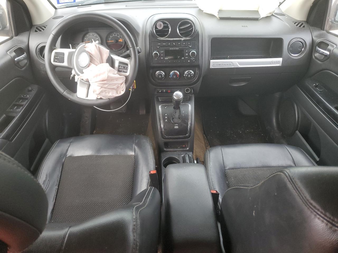 2016 Jeep Compass Sport - zdjęcie 8