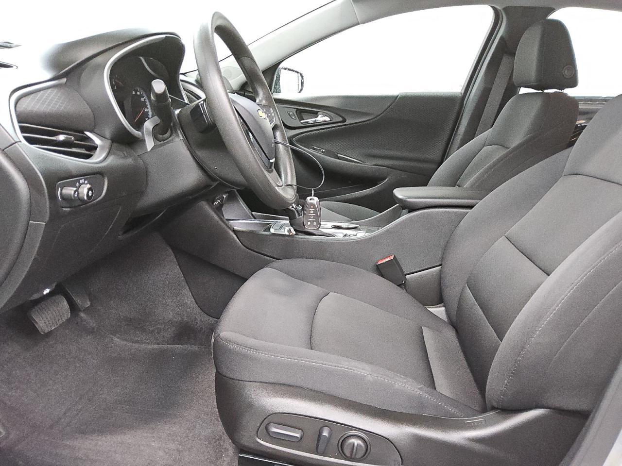 2024 Chevrolet Malibu Lt - zdjęcie 7