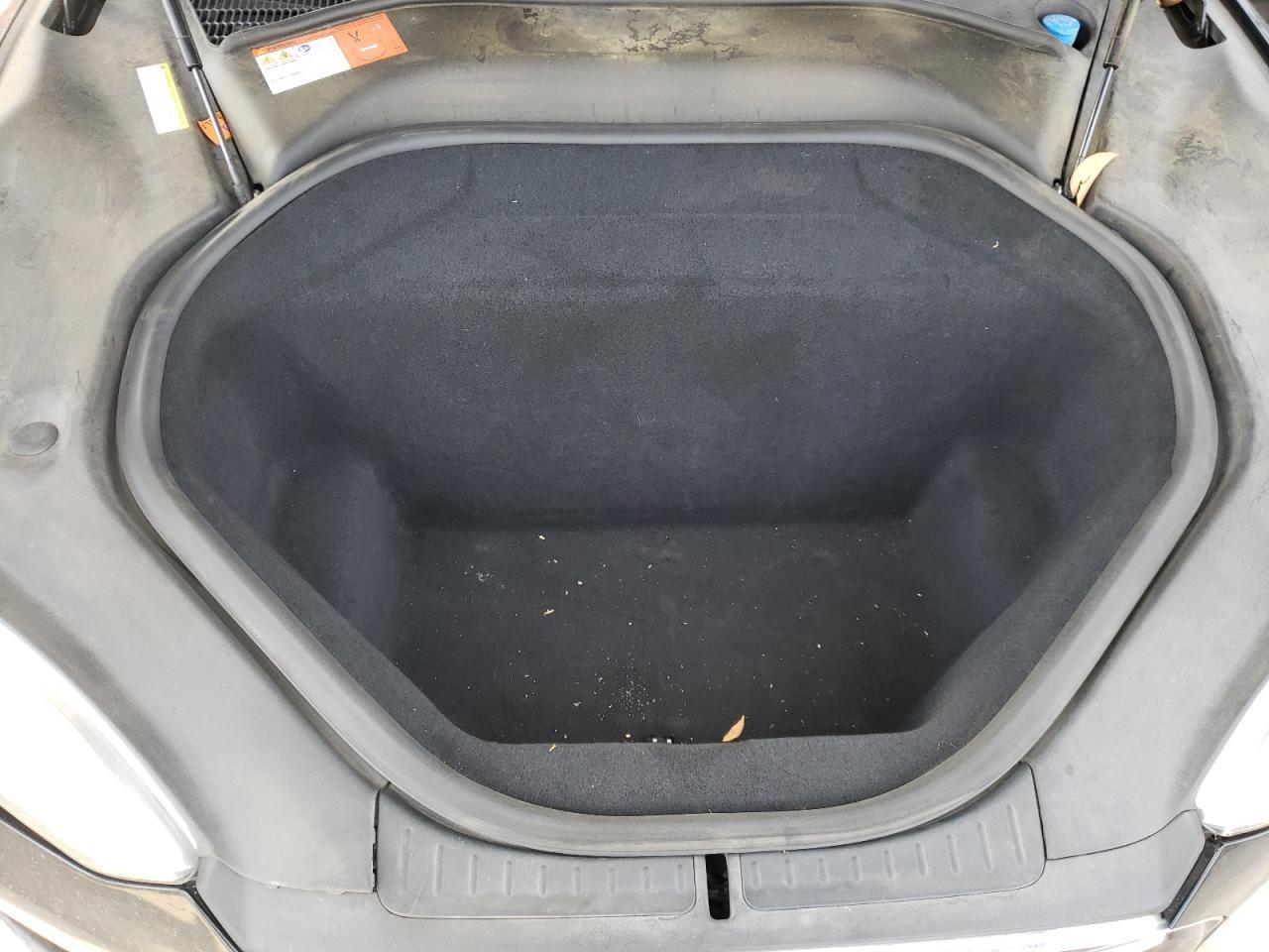 2015 Tesla Model S 85D - zdjęcie 11