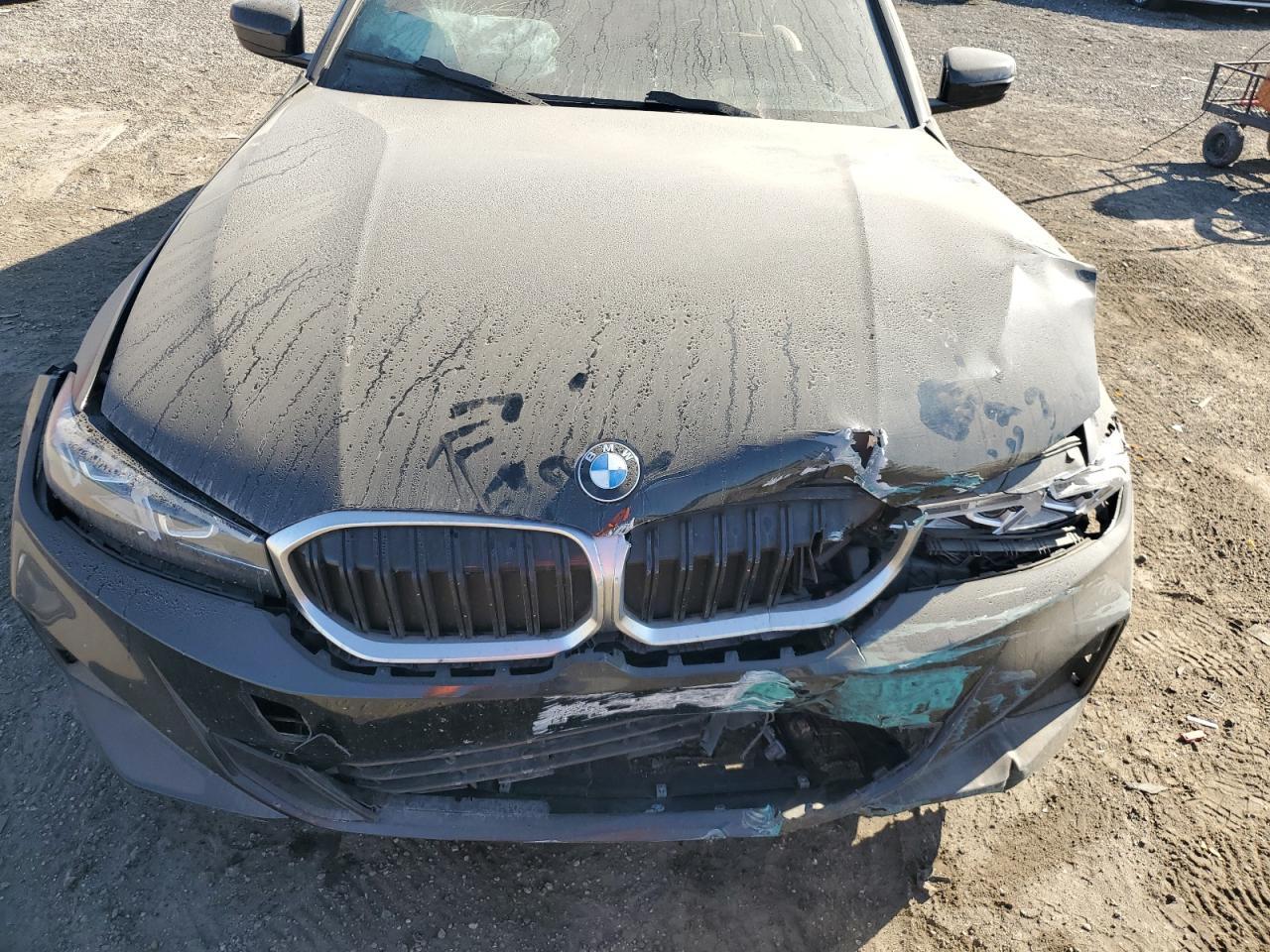2023 BMW 330I - zdjęcie 11