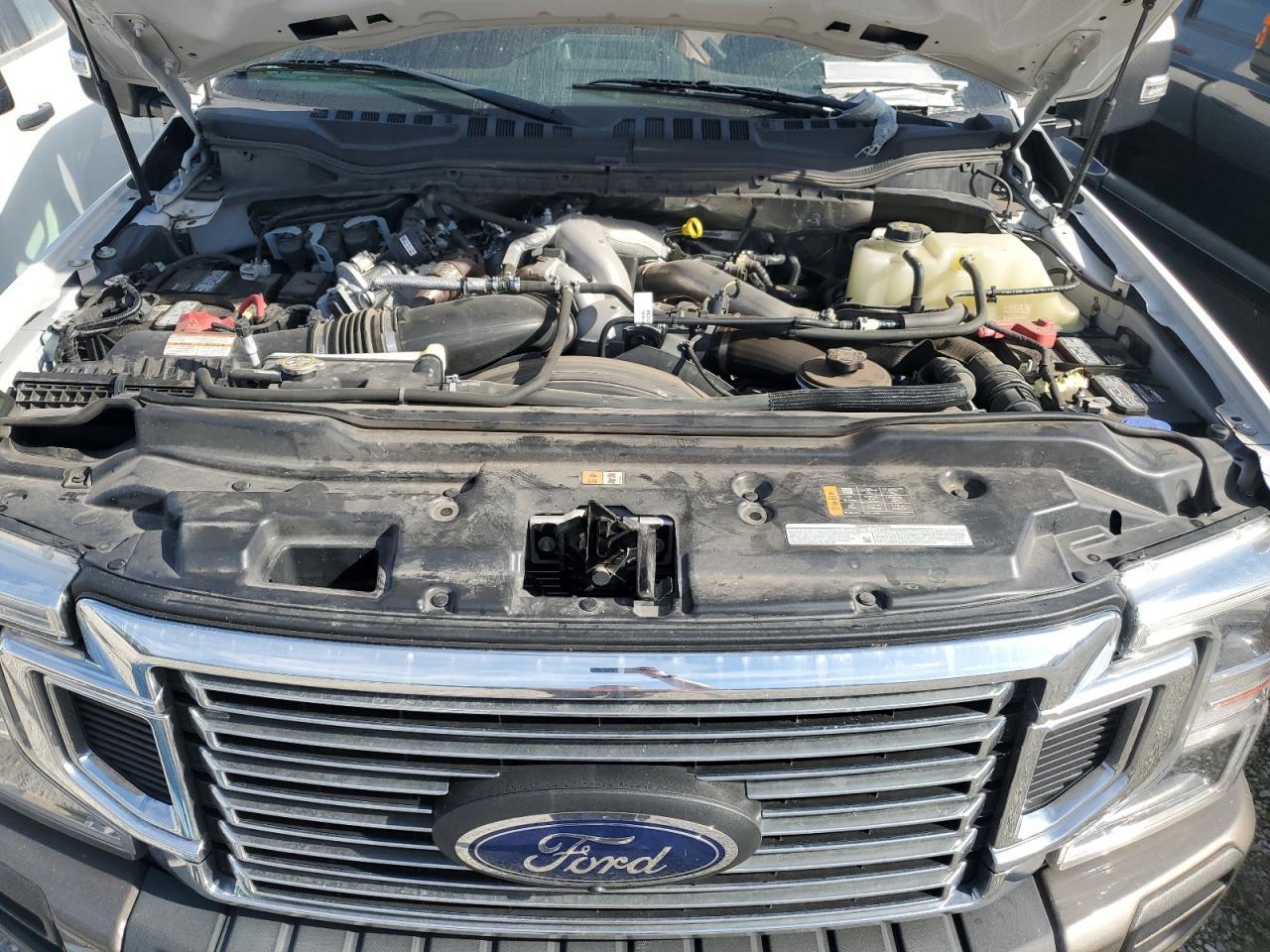 2022 Ford F350 Super Duty - zdjęcie 11