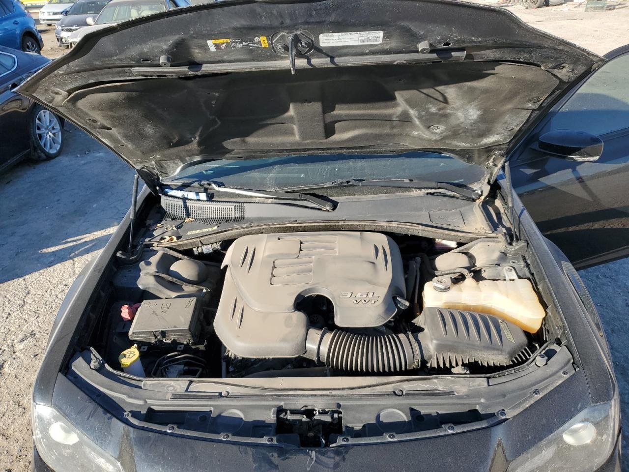 2021 Chrysler 300 S - zdjęcie 11