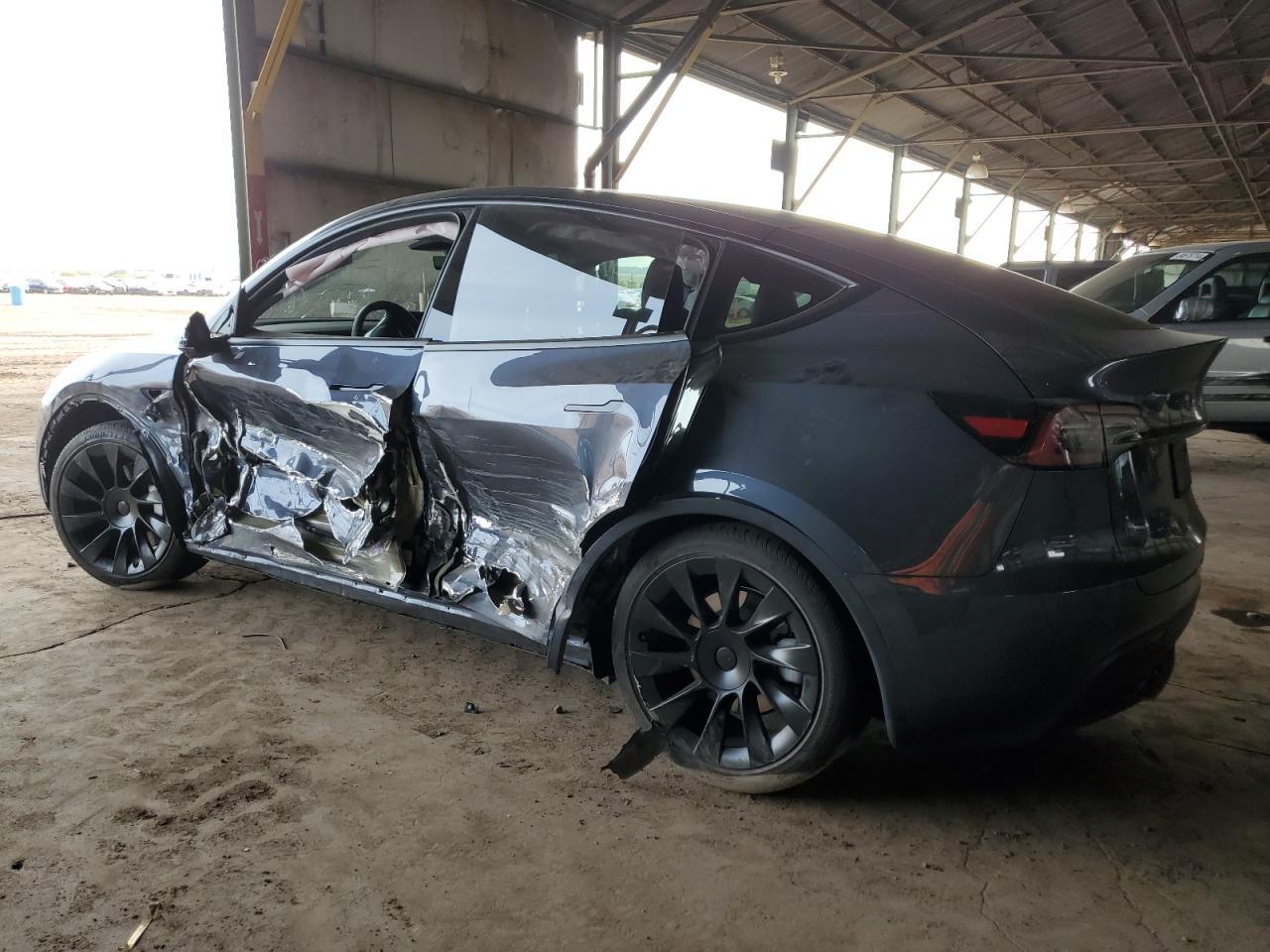 2023 Tesla Model Y - zdjęcie 2