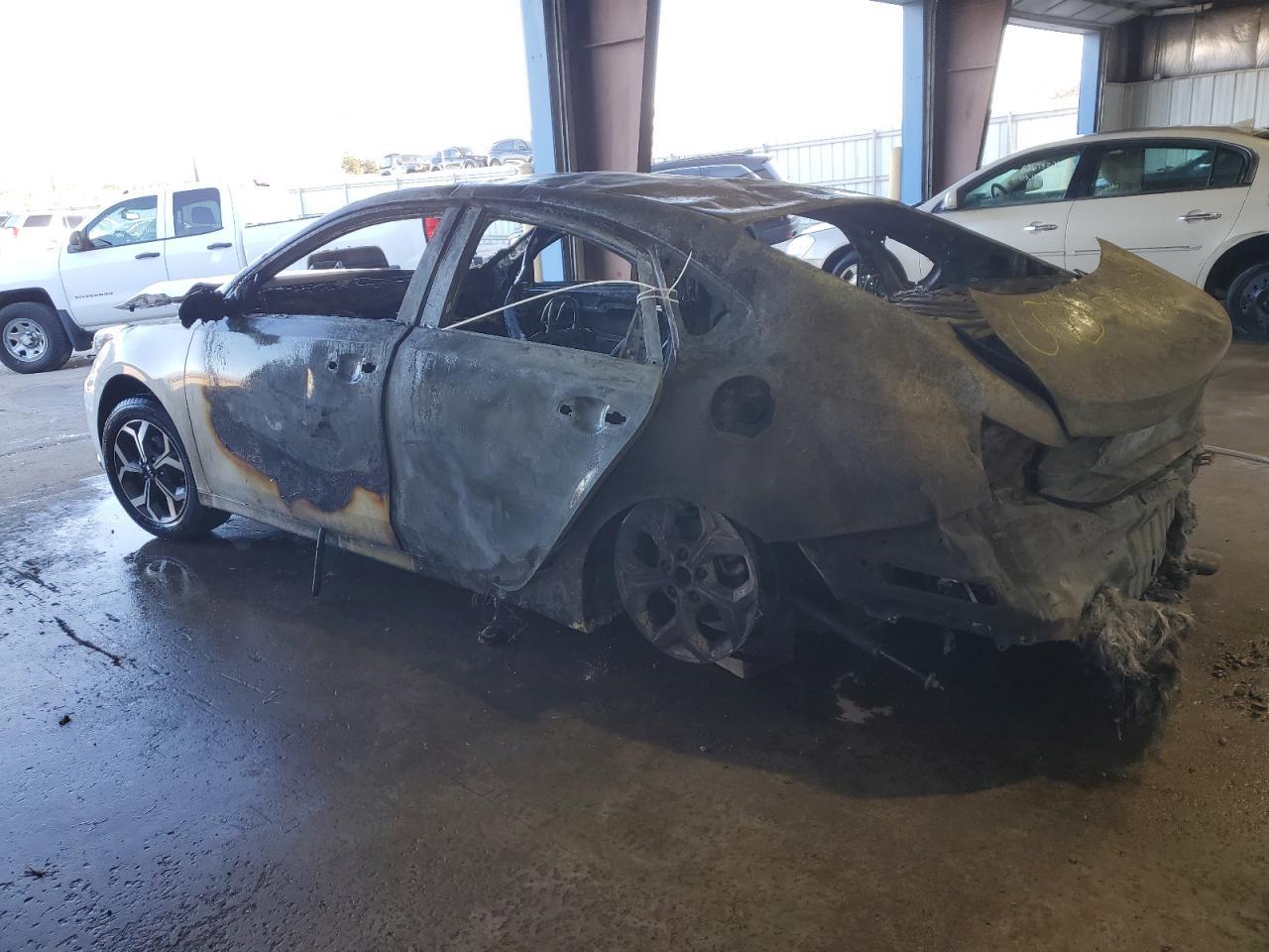 2021 Kia Forte Fe - zdjęcie 2