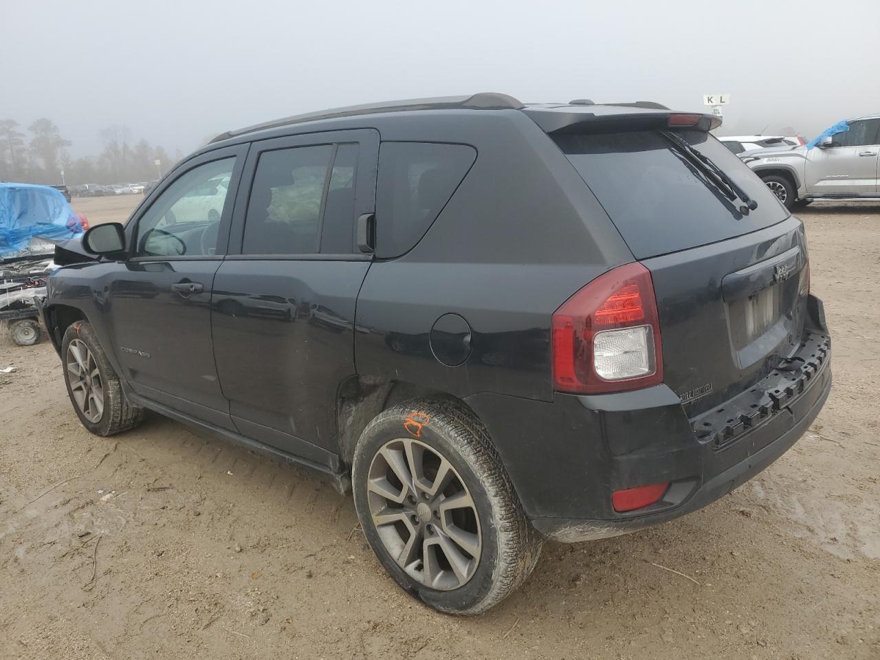 2016 Jeep Compass Sport - zdjęcie 2