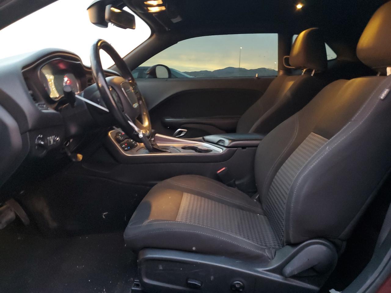 2020 Dodge Challenger Sxt - zdjęcie 7