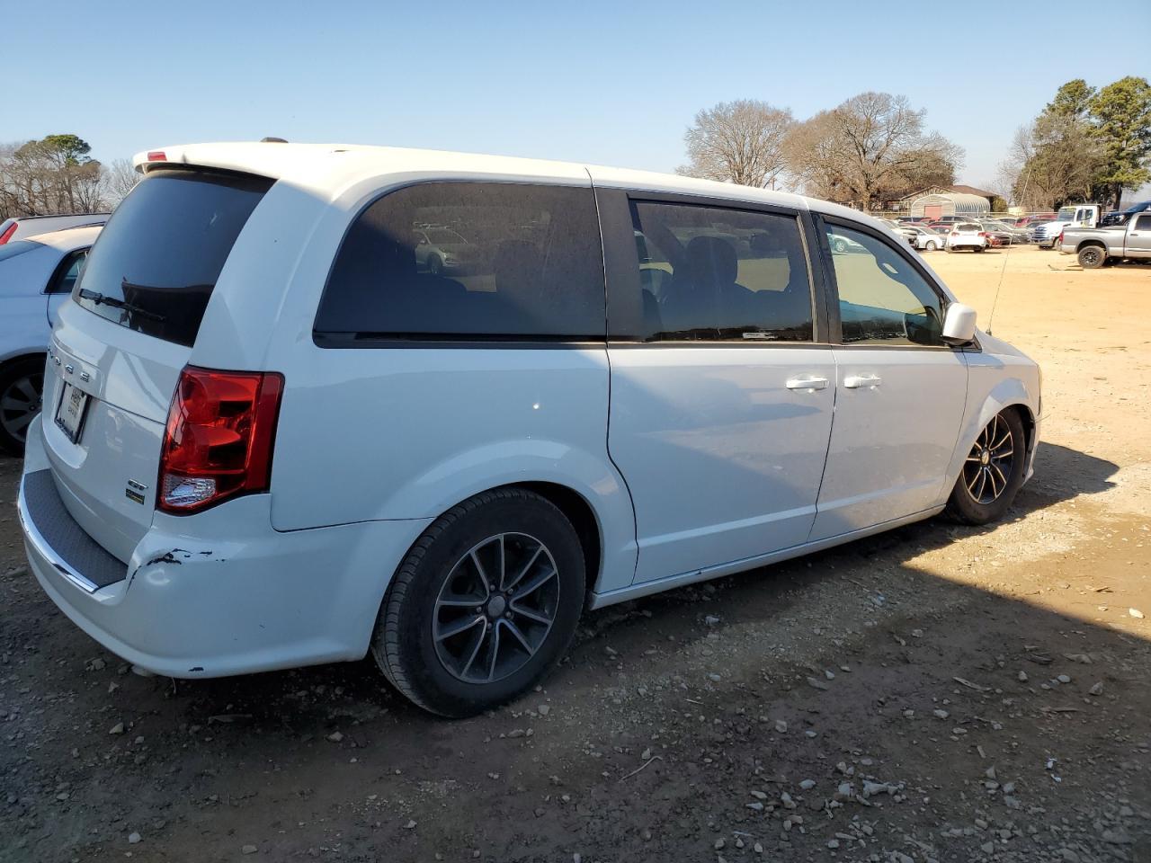 2019 Dodge Grand Caravan Gt - zdjęcie 3