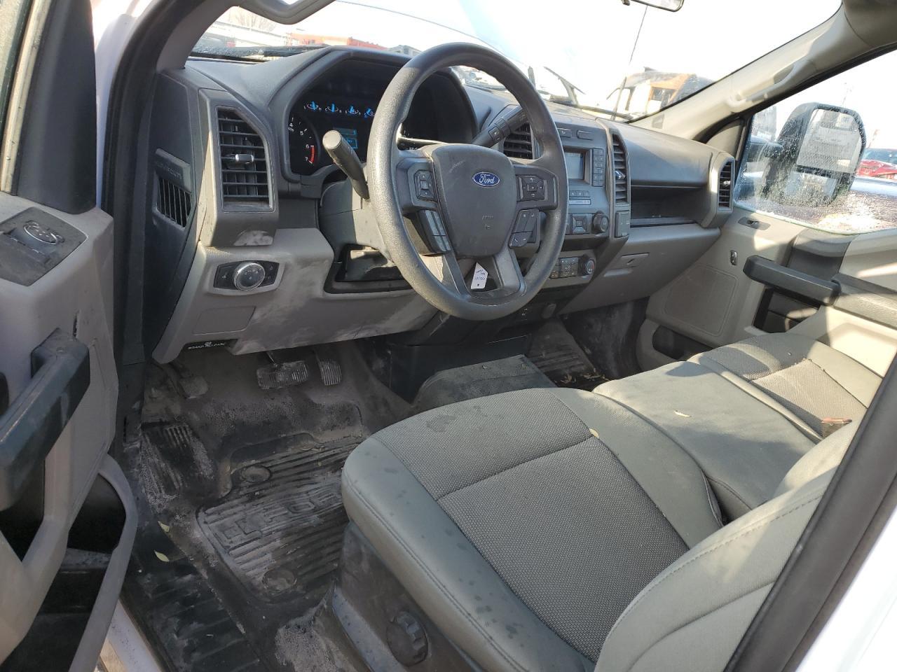 2022 Ford F250 Super Duty - zdjęcie 8