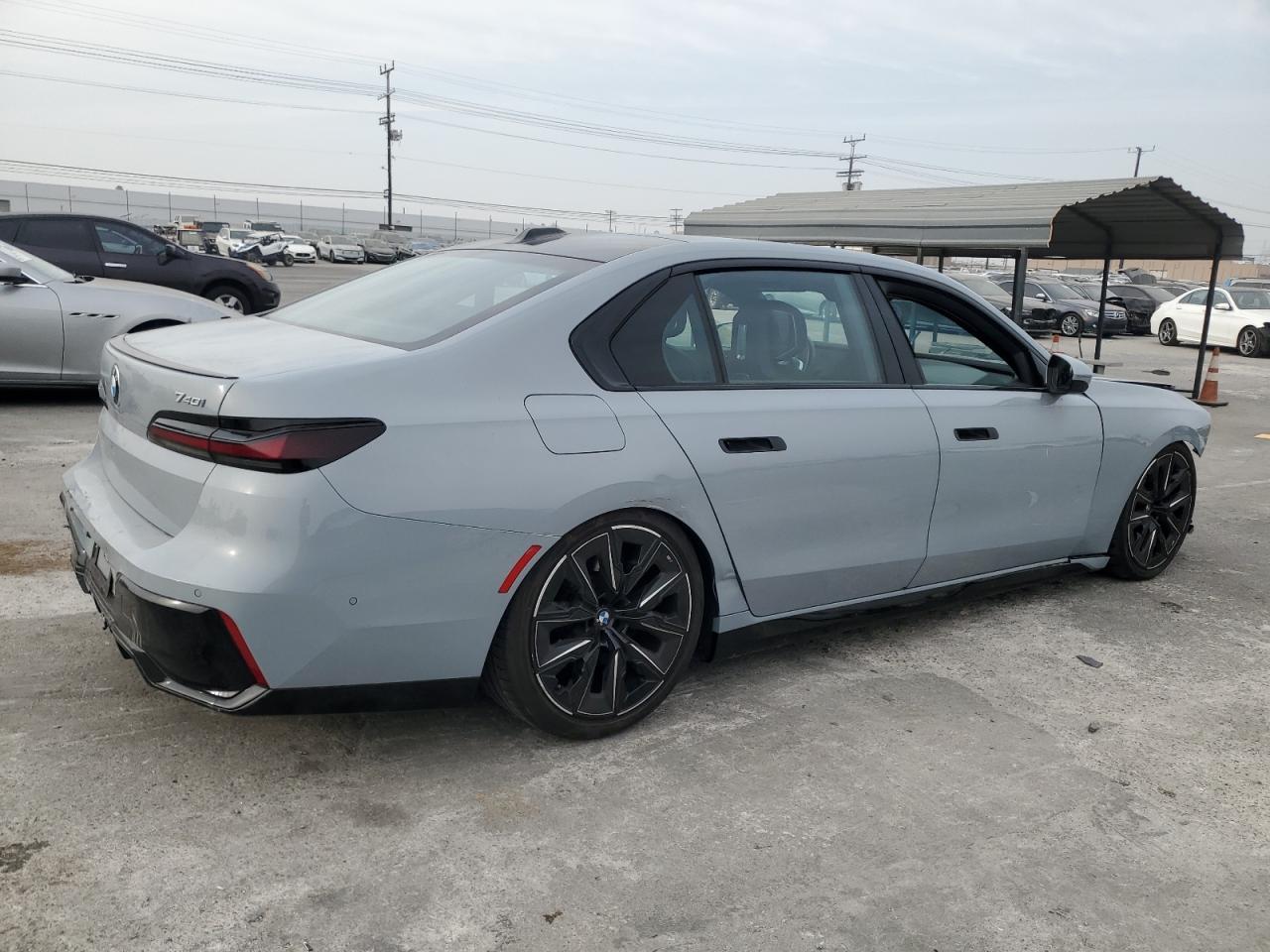 2023 BMW 740 I - zdjęcie 3