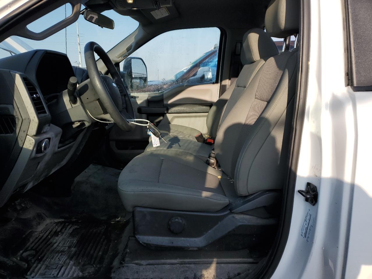 2022 Ford F250 Super Duty - zdjęcie 7