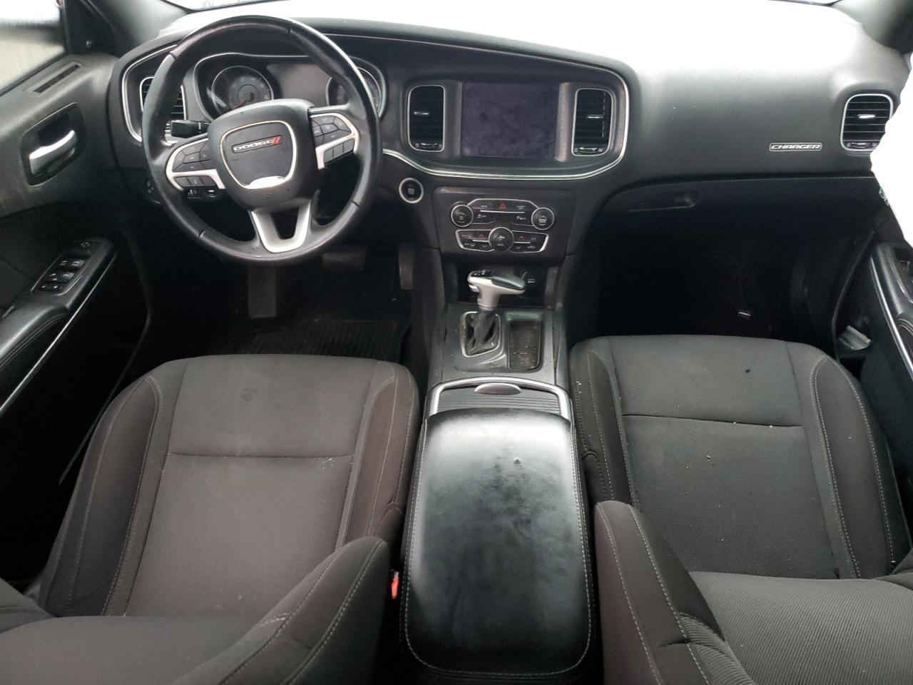 2018 Dodge Charger - zdjęcie 8