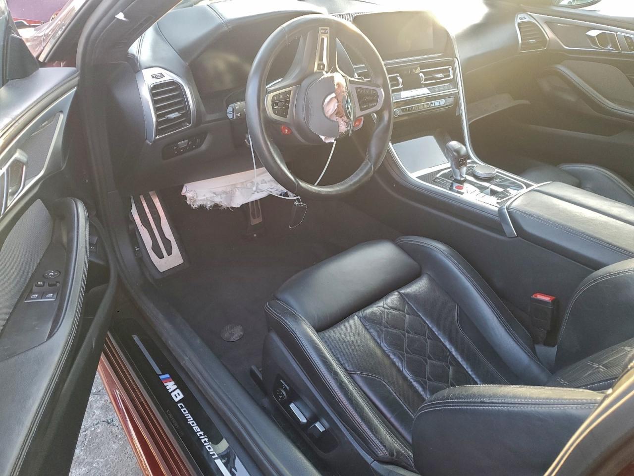 2022 BMW M8 - zdjęcie 8