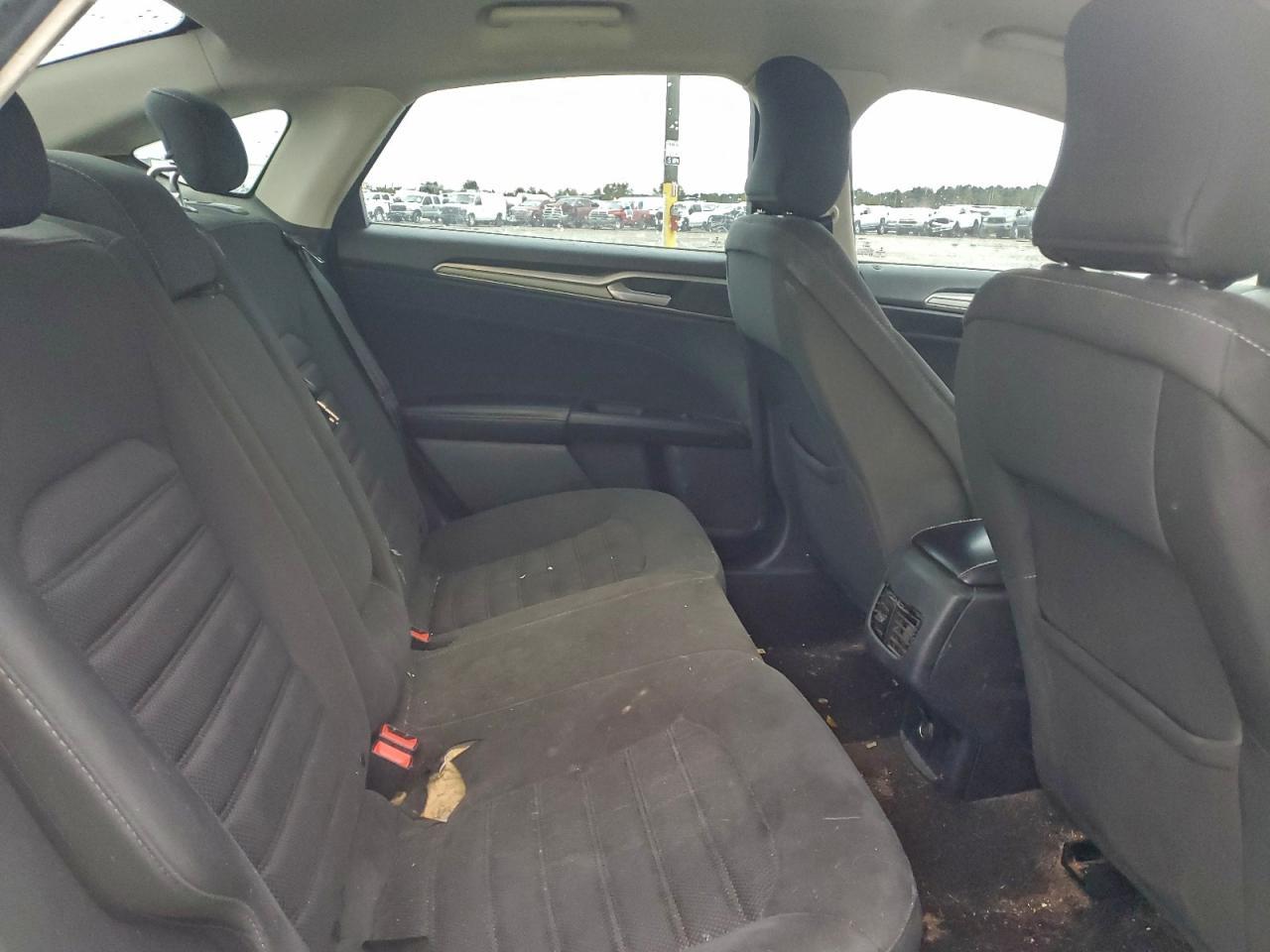 2019 Ford Fusion - zdjęcie 10