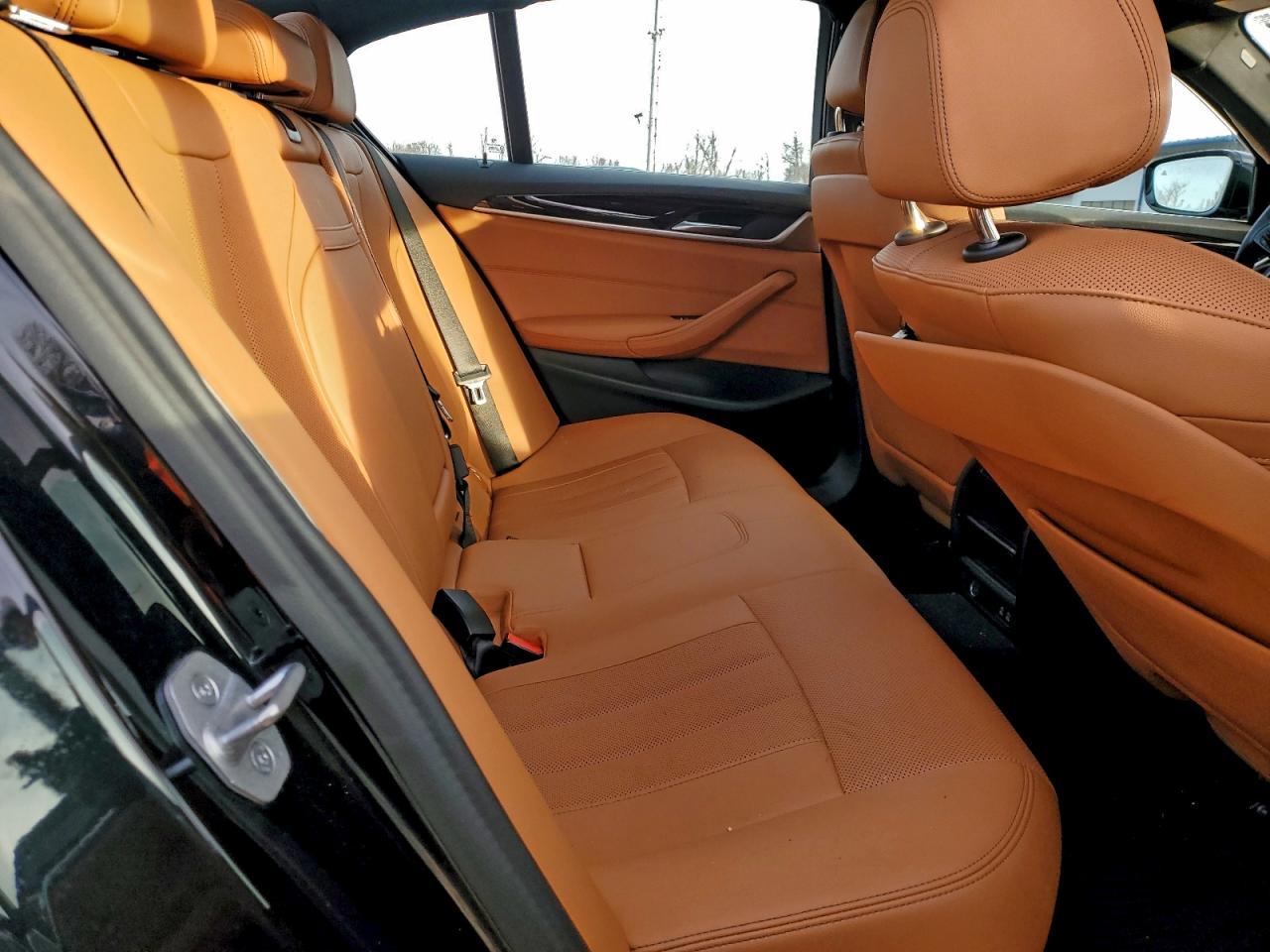 2023 BMW 530 Xi - zdjęcie 10