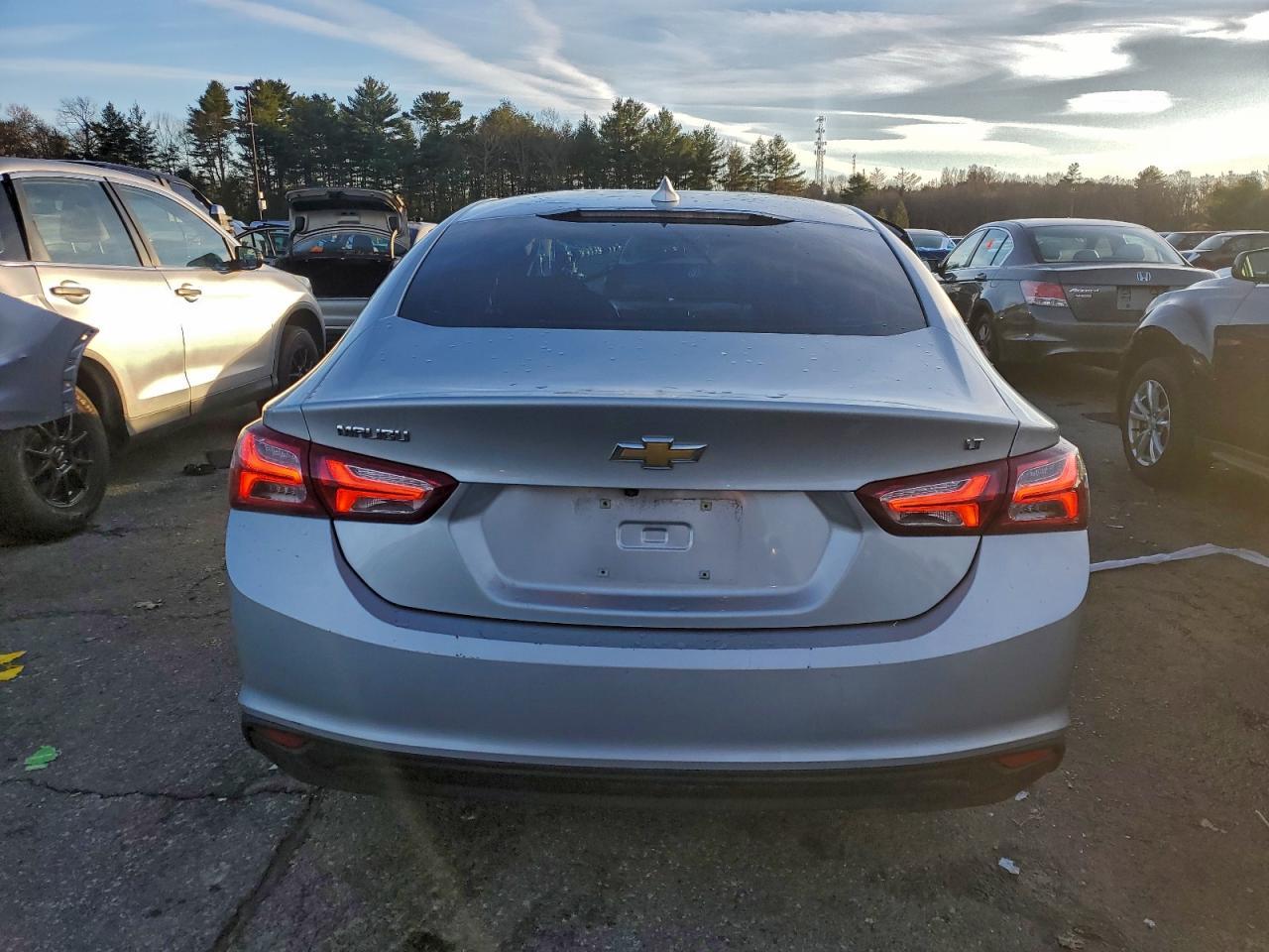 2021 Chevrolet Malibu Lt - zdjęcie 6