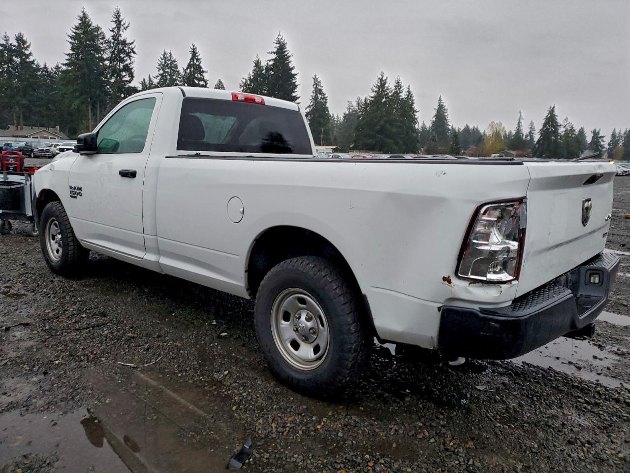2019 Ram 1500 Classic Tradesman - zdjęcie 2