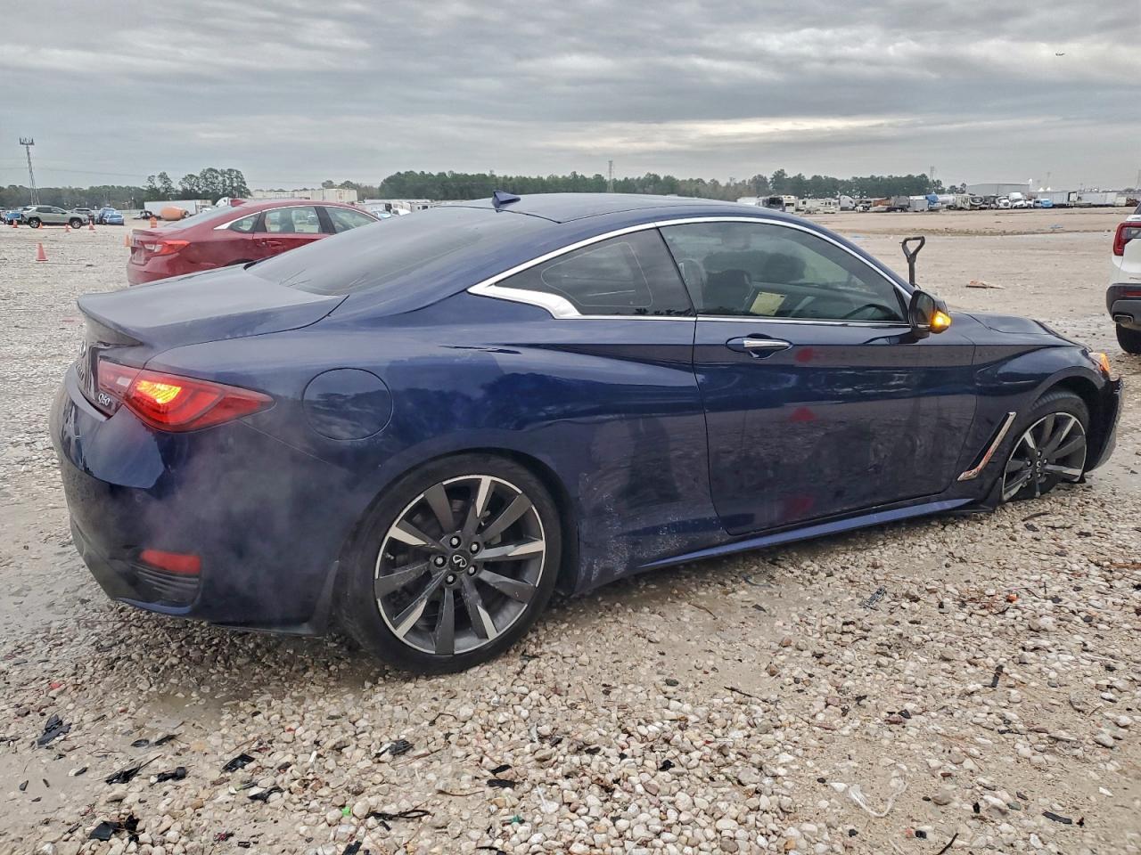 2021 Infiniti Q60 Luxe - zdjęcie 3