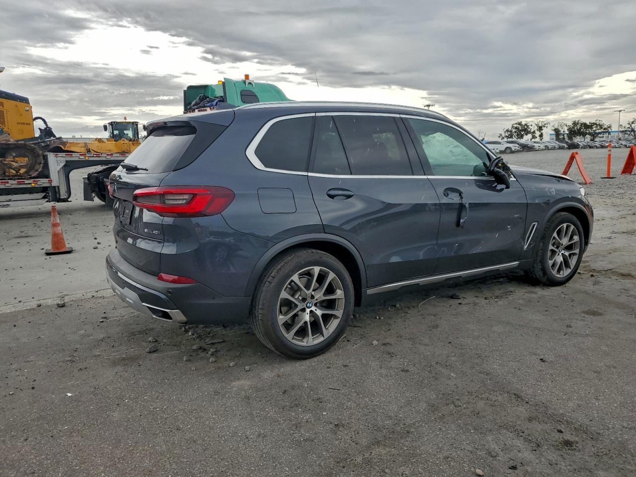 2021 BMW X5 Sdrive 40I - zdjęcie 3