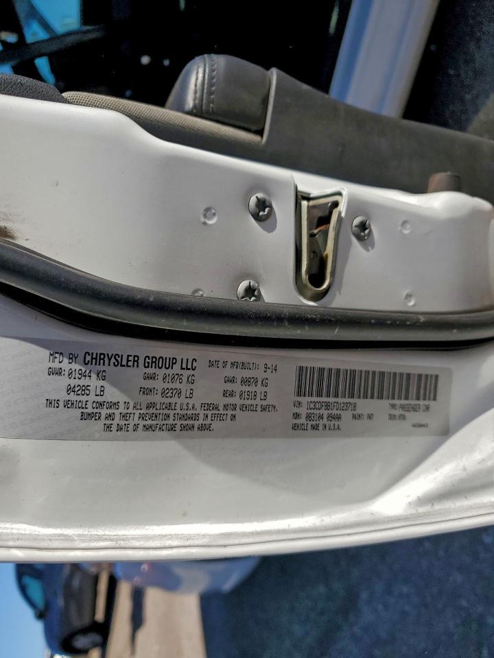 2015 Dodge Dart Sxt - zdjęcie 12