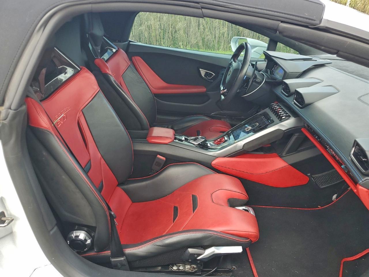 2021 Lamborghini Huracan Evo - zdjęcie 10