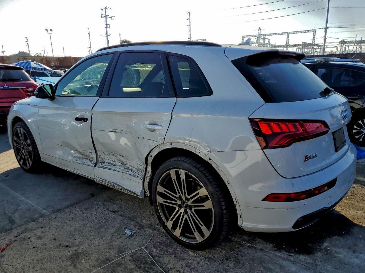 2019 Audi Sq5 Premium Plus - zdjęcie 2