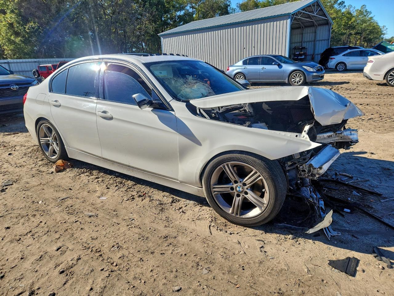 2015 BMW 328 I - zdjęcie 4