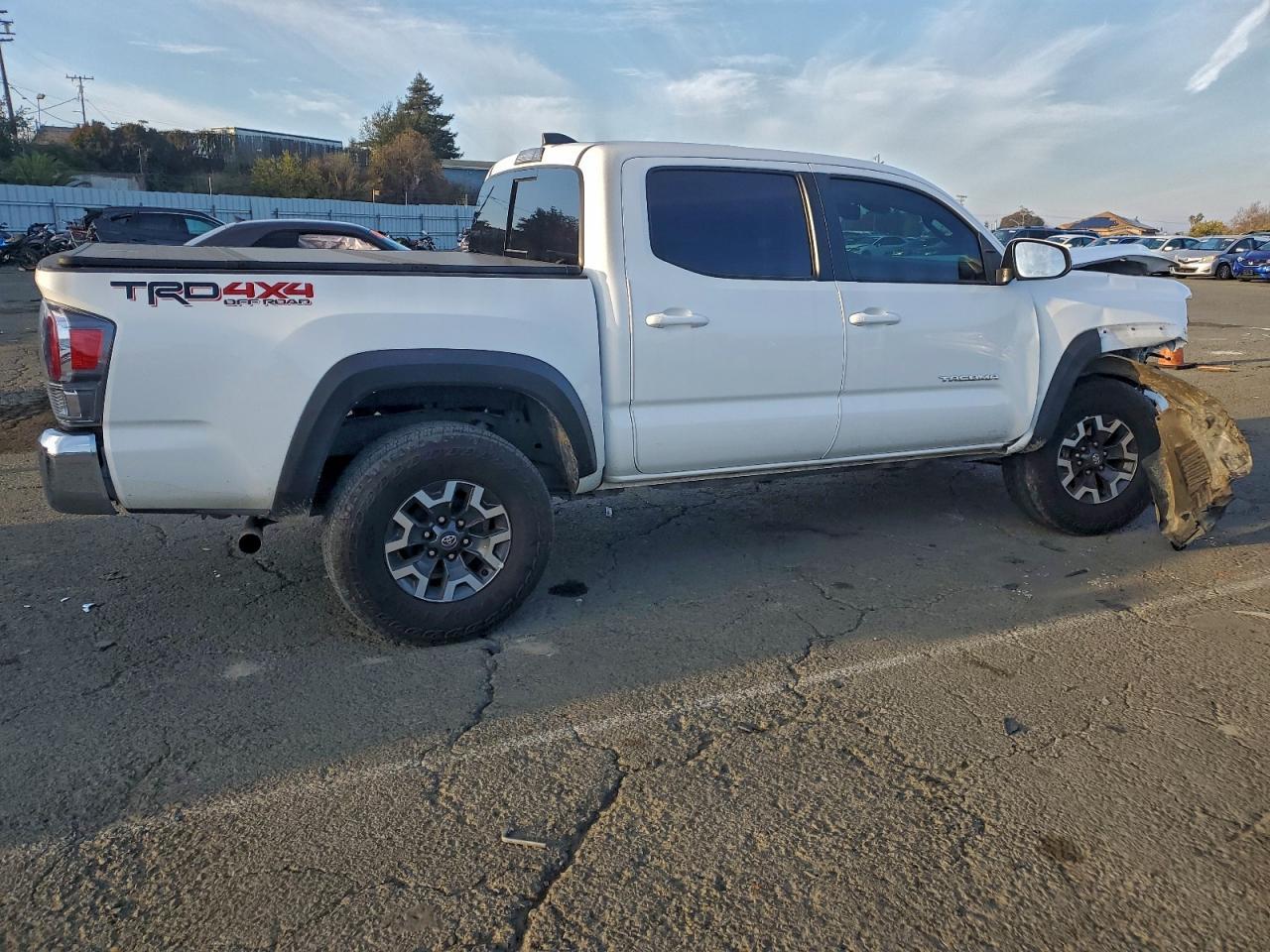 2023 Toyota Tacoma Double Cab - zdjęcie 3