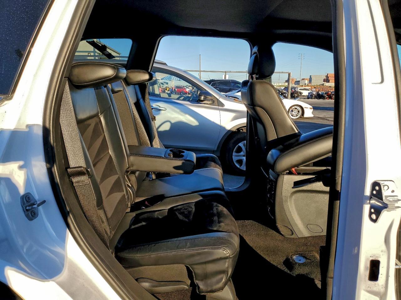 2015 Jeep Grand Cherokee Laredo - zdjęcie 11