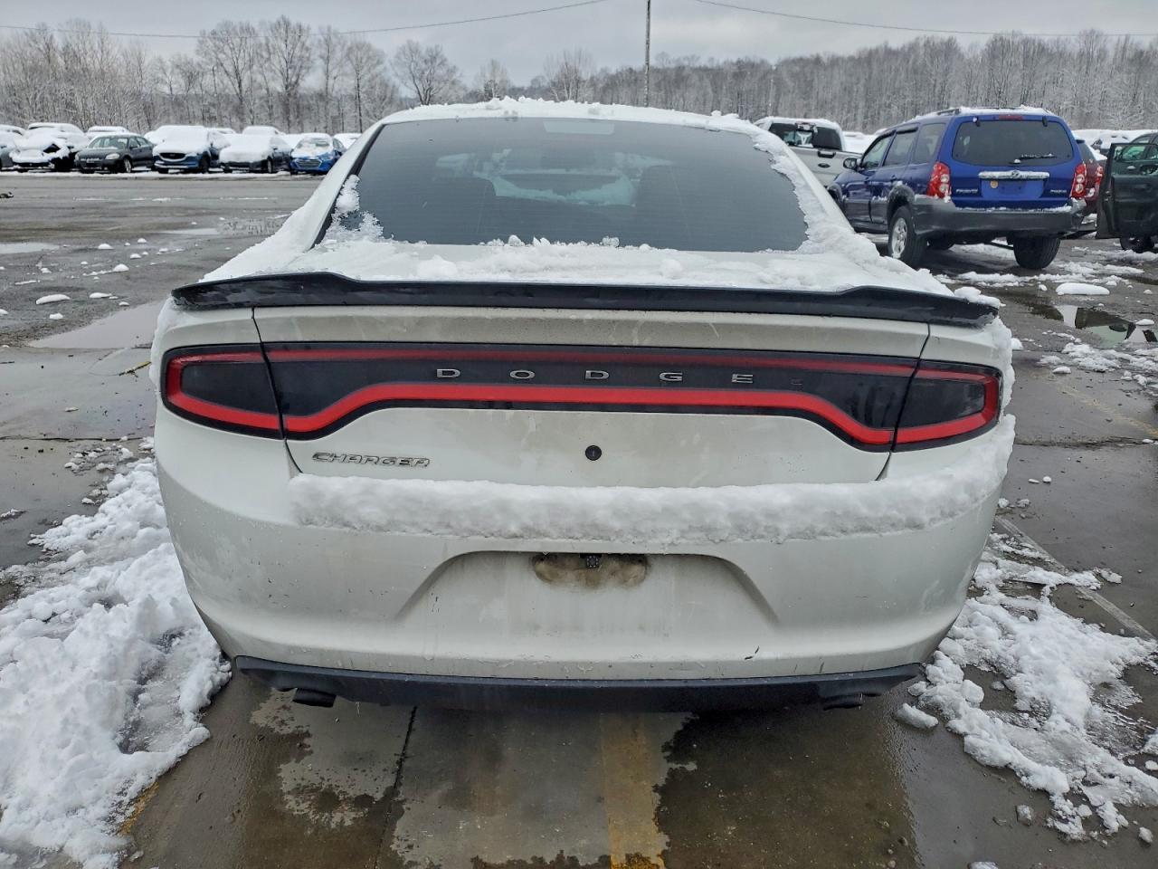 2016 Dodge Charger Police - zdjęcie 6