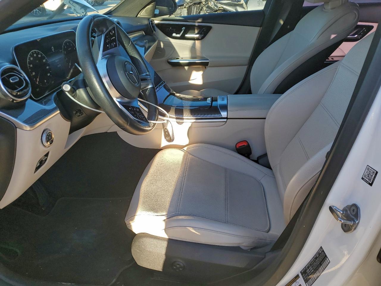 2023 Mercedes-Benz C 300 - zdjęcie 7