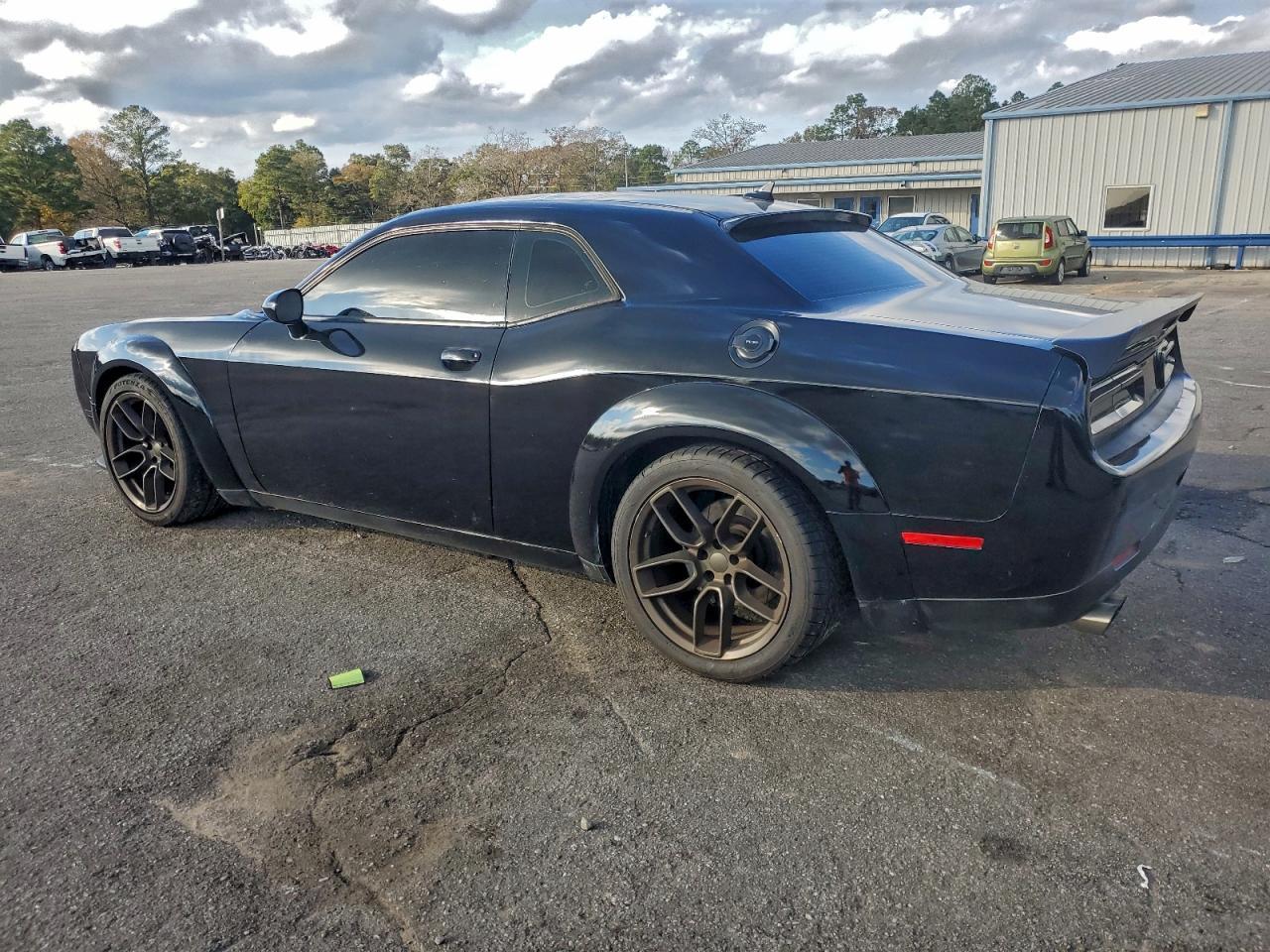2016 Dodge Challenger R/T Scat Pack - zdjęcie 2