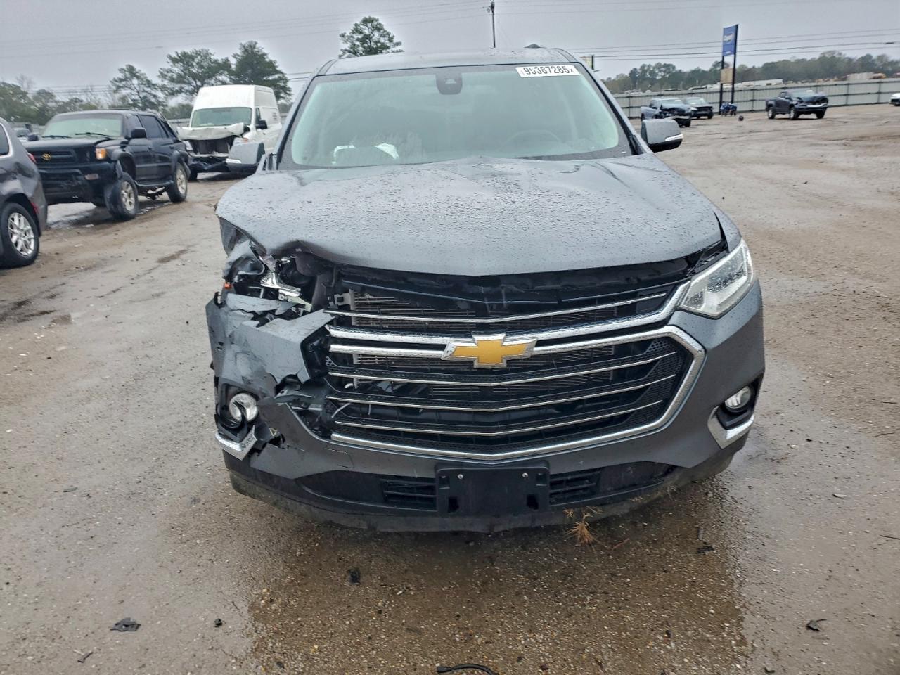 2021 Chevrolet Traverse Lt - zdjęcie 5