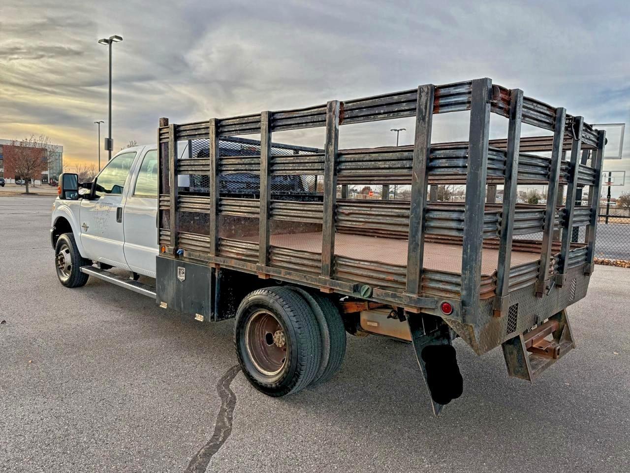 2014 Ford F350 Super Duty - zdjęcie 3