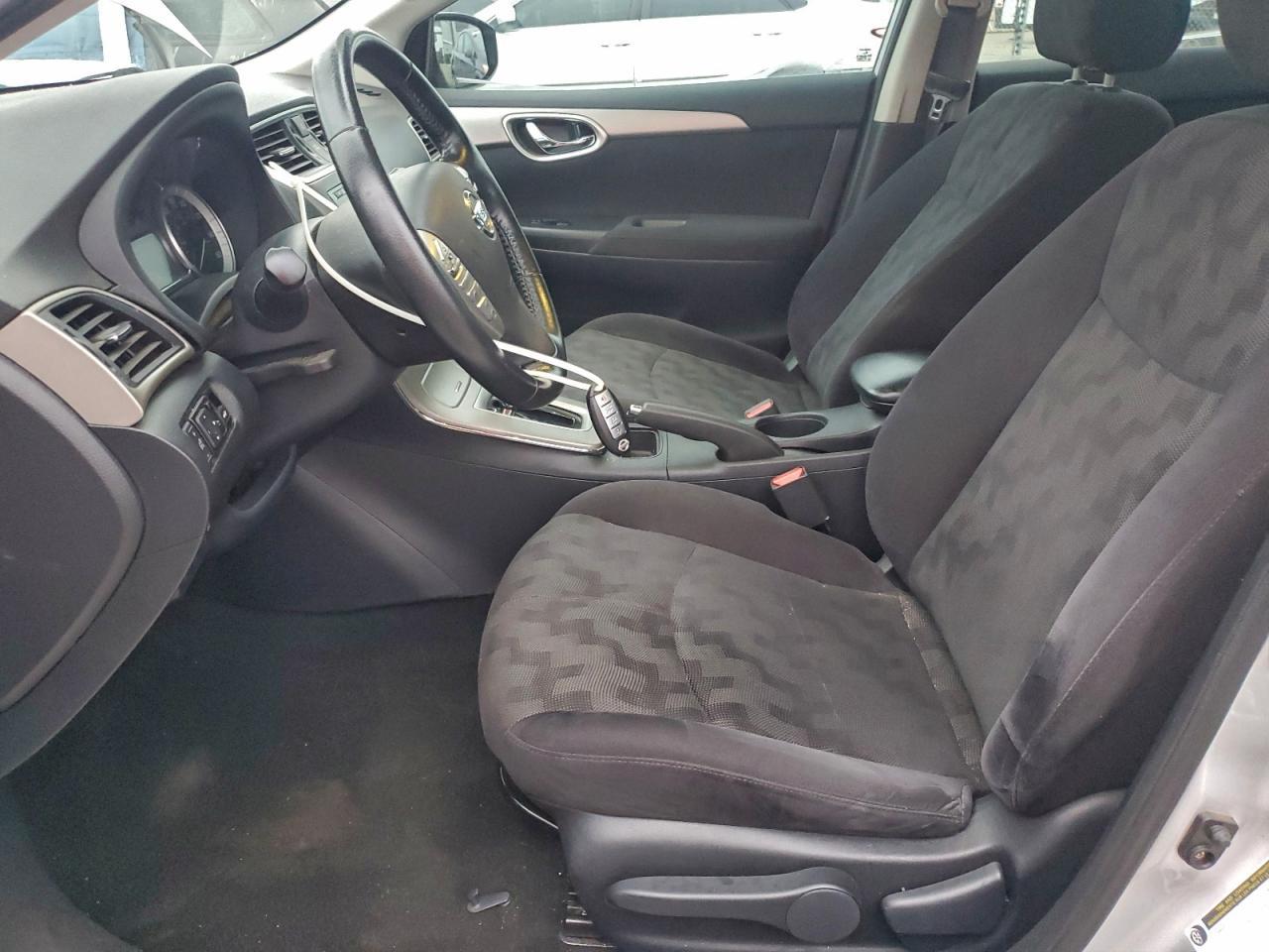 2013 Nissan Sentra S - zdjęcie 7
