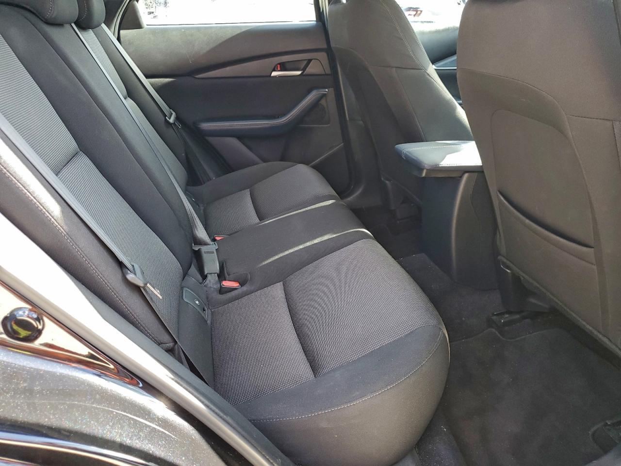 2021 Mazda Cx-30 - zdjęcie 11