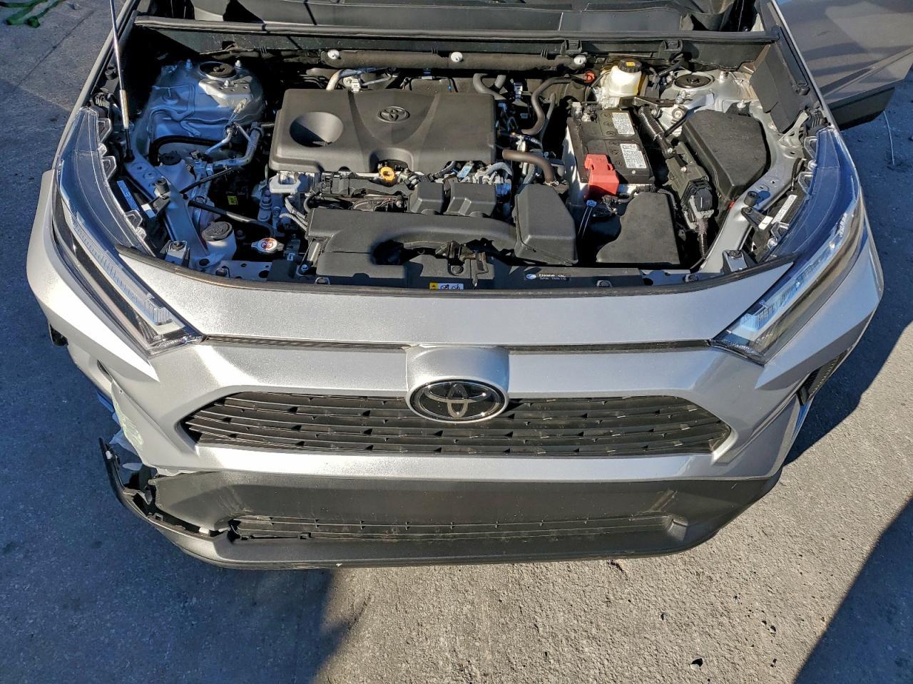 2025 Toyota Rav4 Xle - zdjęcie 12