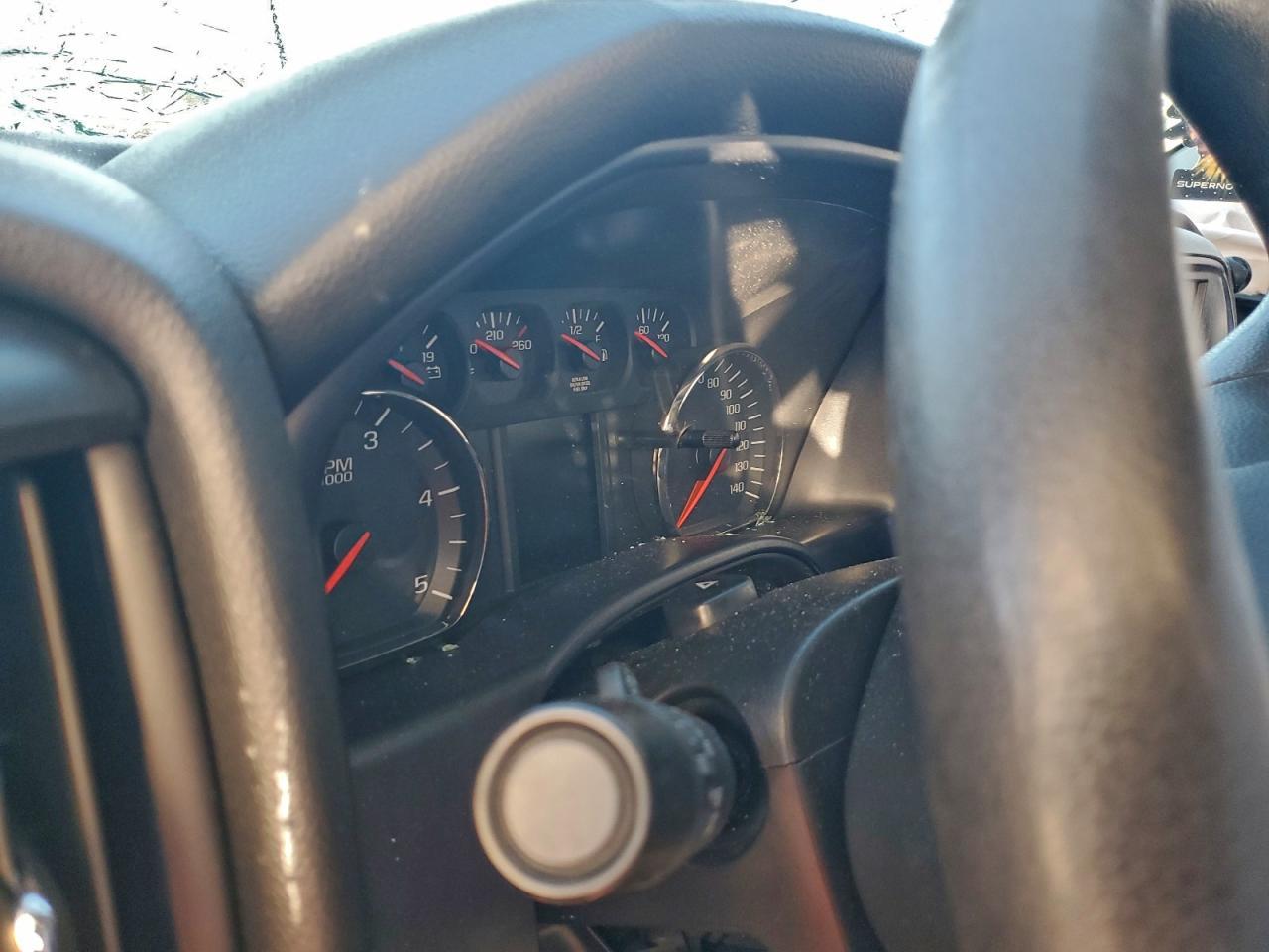 2022 Chevrolet Silverado Medium Duty - zdjęcie 9