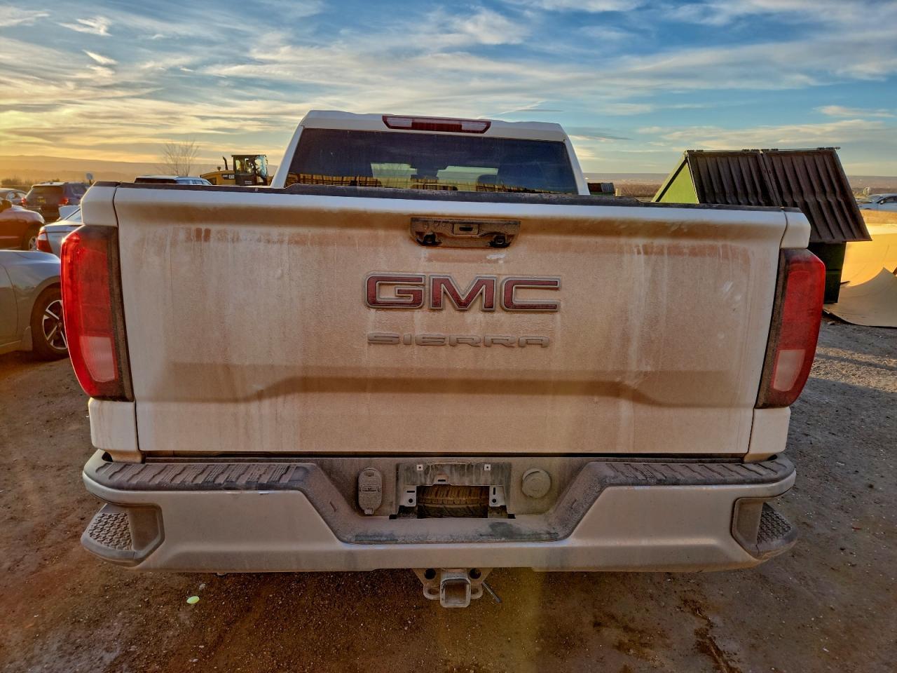 2024 GMC Sierra K1500 - zdjęcie 6